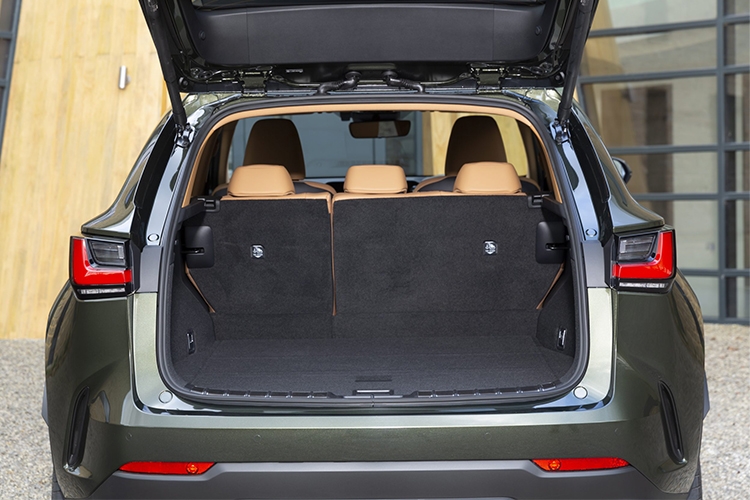 LEXUS NX ESTATE Urban