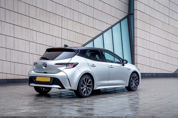 TOYOTA COROLLA HATCHBACK Excel