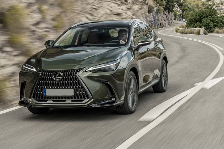 LEXUS NX ESTATE Premium