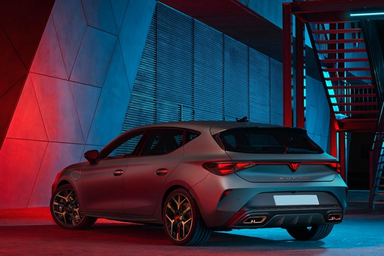 CUPRA LEON HATCHBACK V2