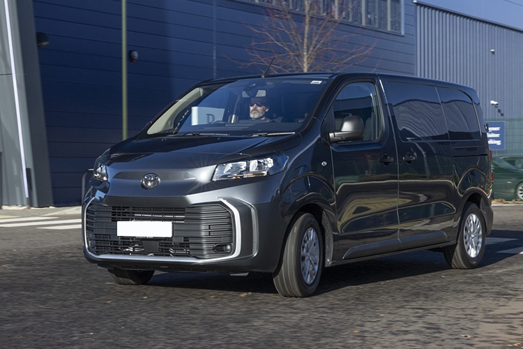 TOYOTA PROACE CITY VERSO ELECTRIC ESTATE Icon