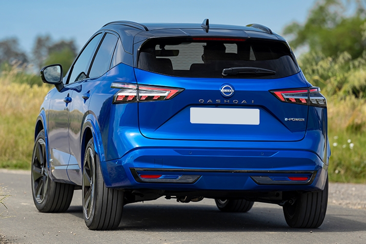 NISSAN QASHQAI HATCHBACK Acenta Premium